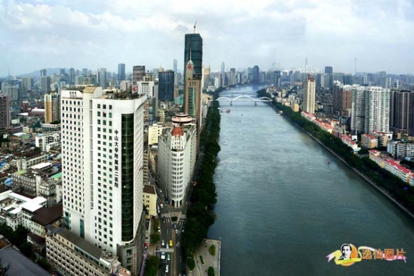 我司順（shùn）利完工中山大學孫逸仙紀念醫院（中山大（dà）學附屬第二醫院）層流手術室（shì）淨化空調過濾網更換安裝項（xiàng）目
